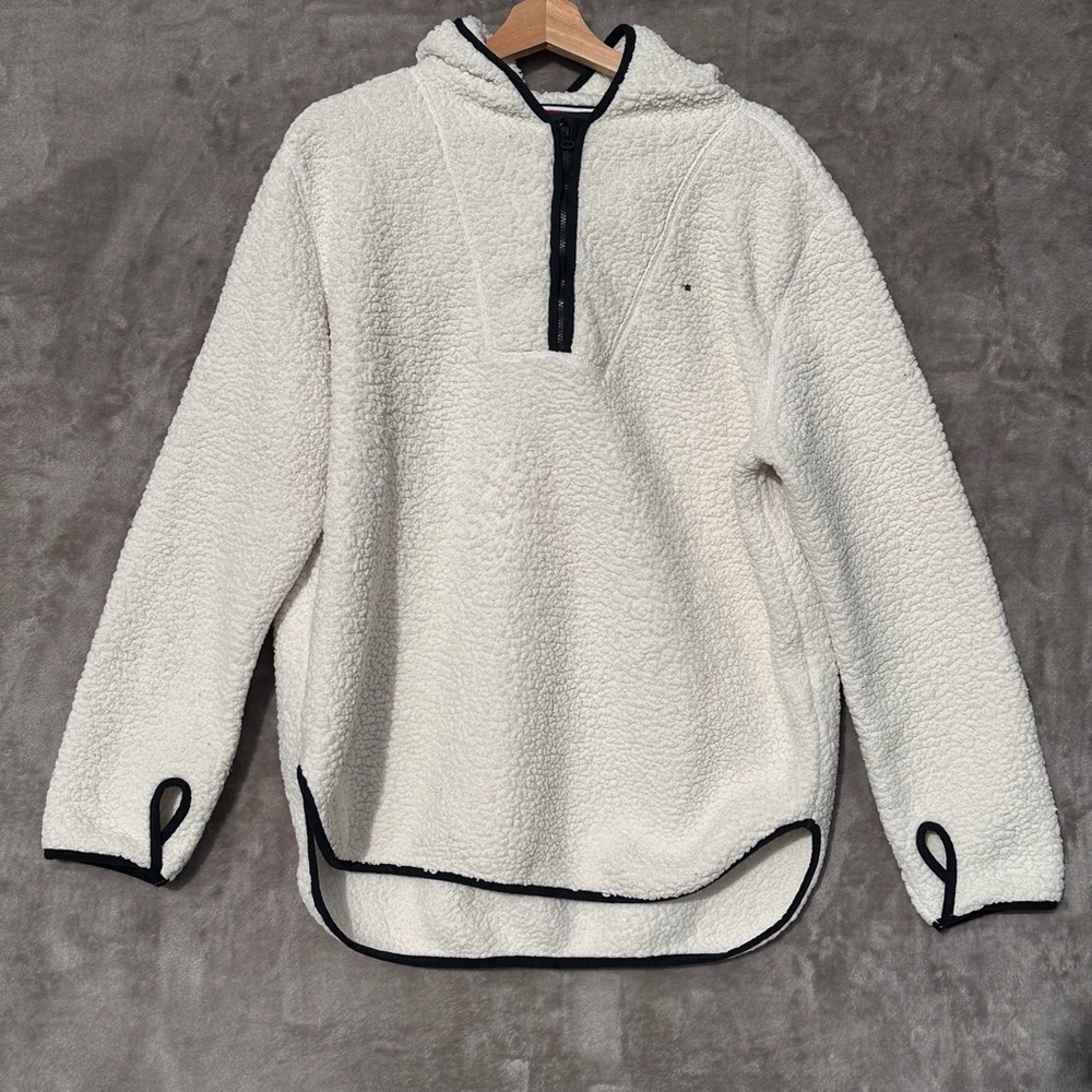 Women’s Tommy Hilfiger White Zip-Up Sherpa warm Sweater size L